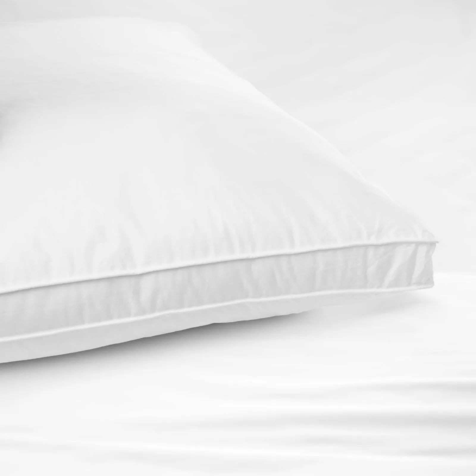 2 Pack Cotton Cover | 233TC Microfibre Luxury Signature Hotel Pillow