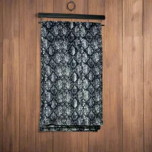 Plush throw blankets